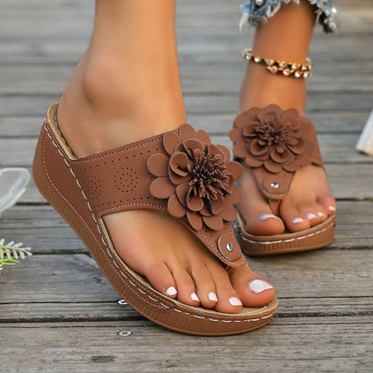 Floral Flip-flops Black