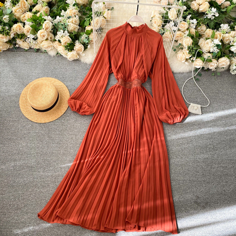 Retro Pleated Dress Round Neck Puff Sleeve Waist Was Thin Solid Color