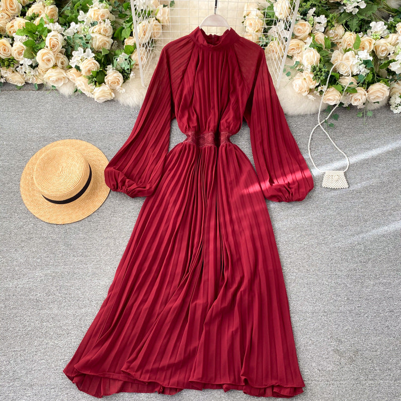 Retro Pleated Dress Round Neck Puff Sleeve Waist Was Thin Solid Color