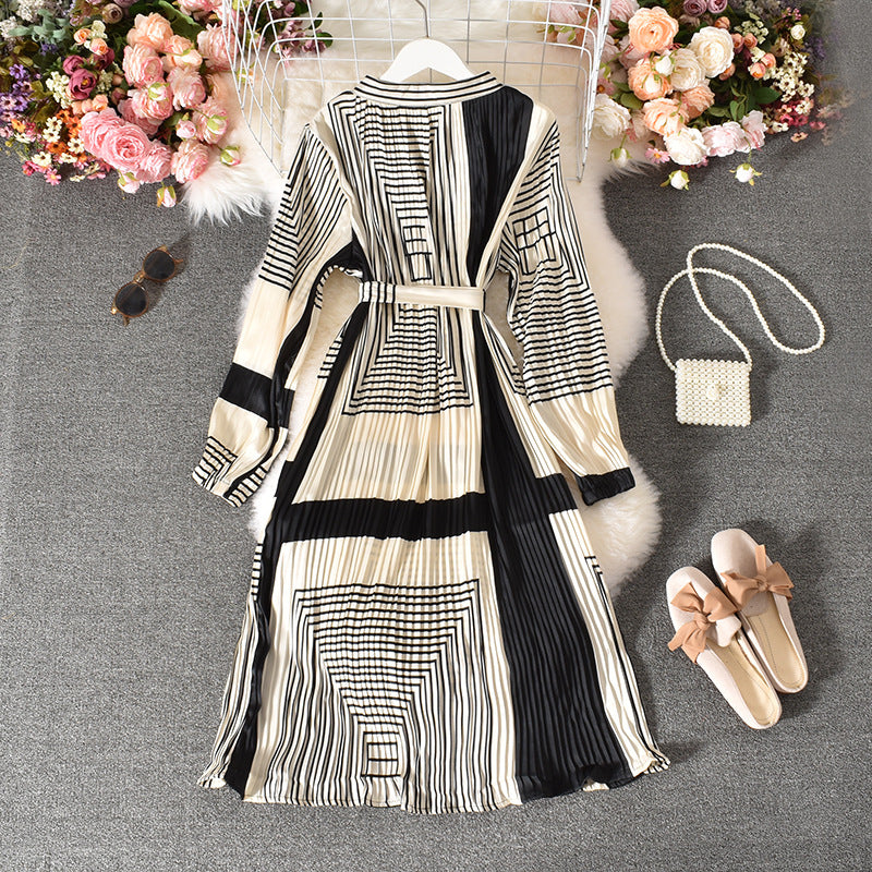 Hong Kong-Style Retro Lace-Up Dress