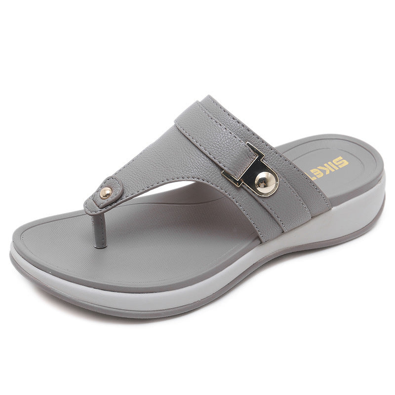 Lightweight and comfortable sandals with wedge buckle