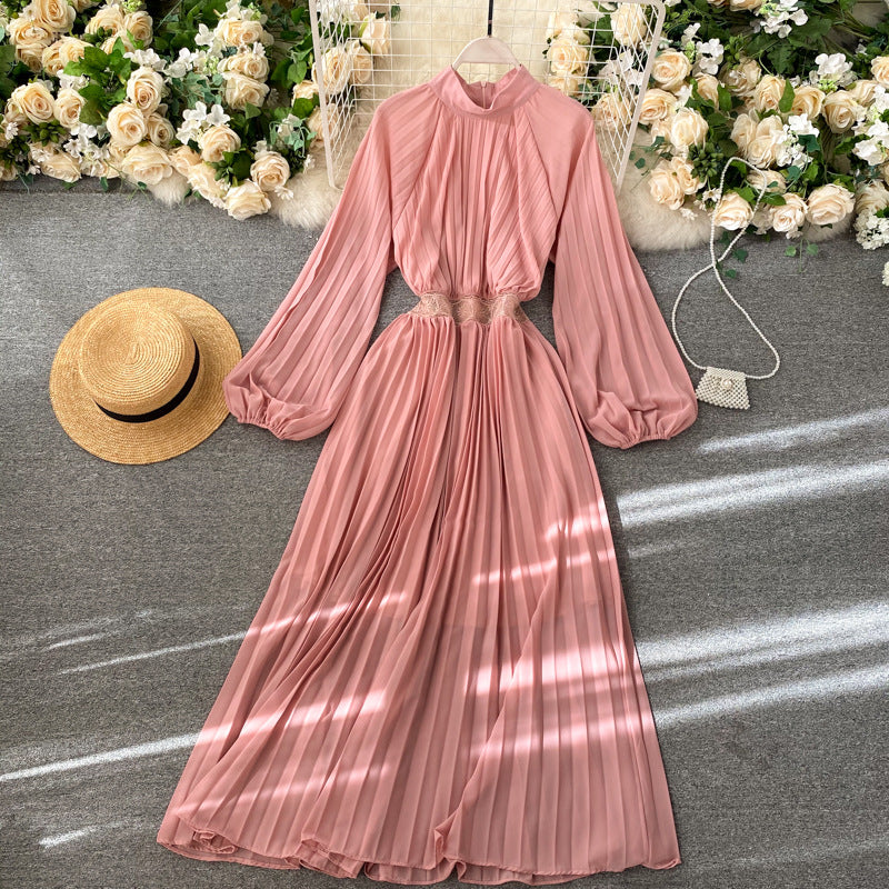 Retro Pleated Dress Round Neck Puff Sleeve Waist Was Thin Solid Color