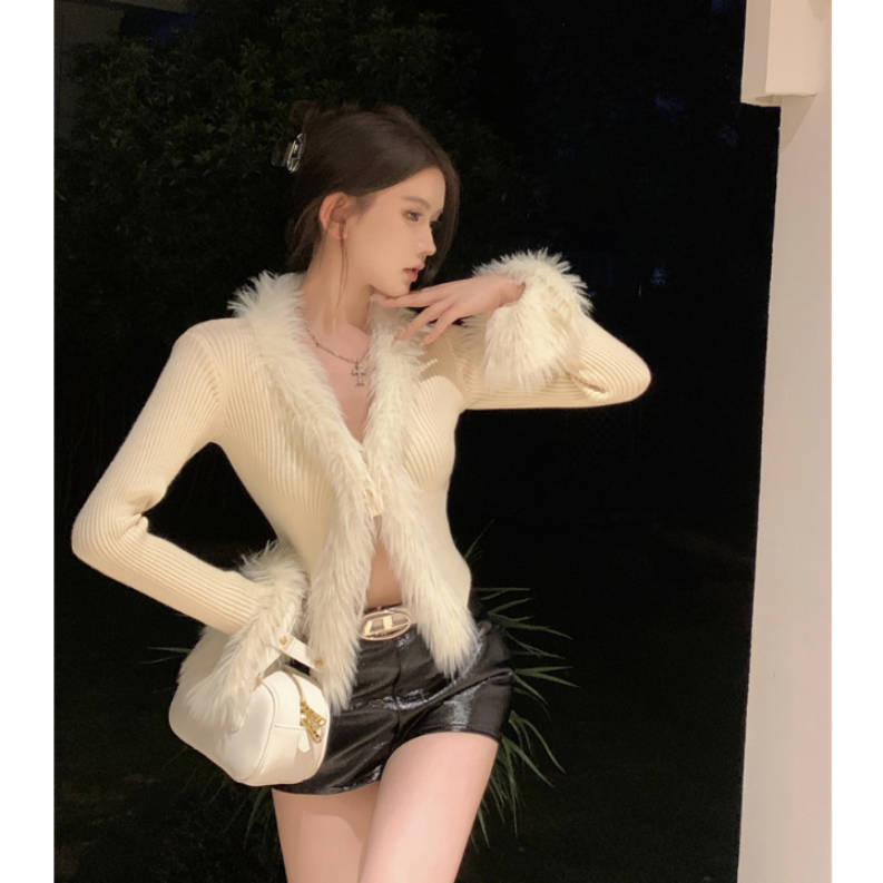 V-neck Stitching Bell Sleeve Slim Slimming And Simple Sweater