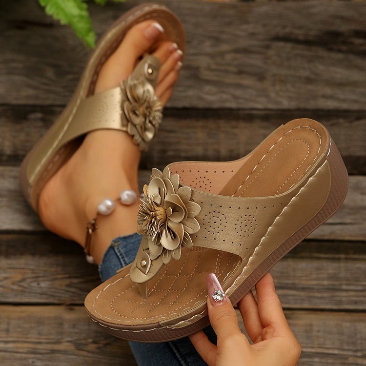 Floral Flip-flops Black