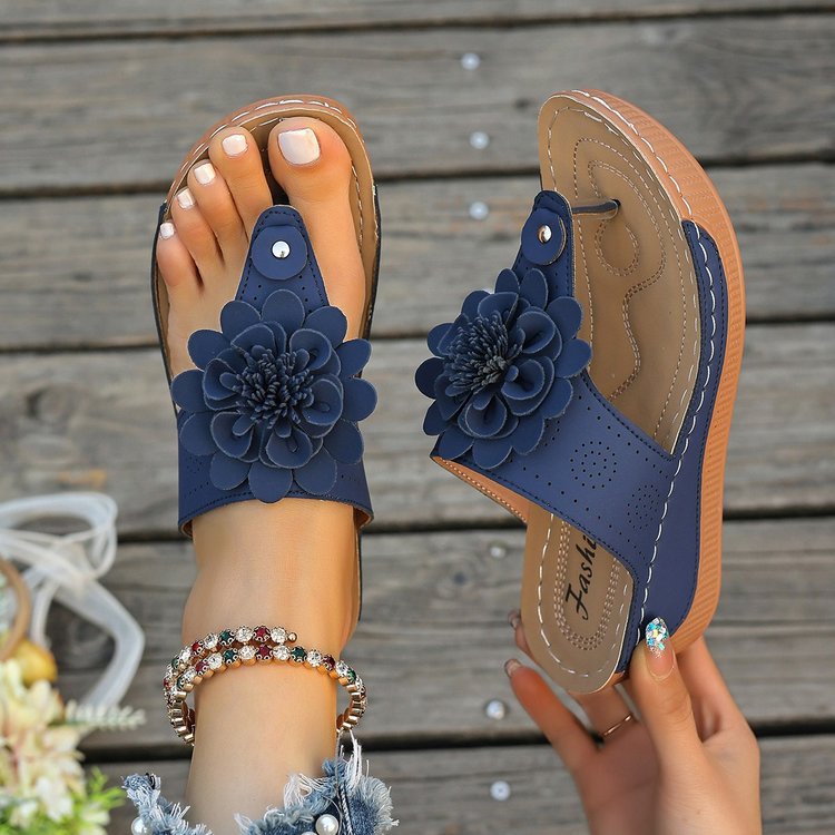 Floral Flip-flops Black