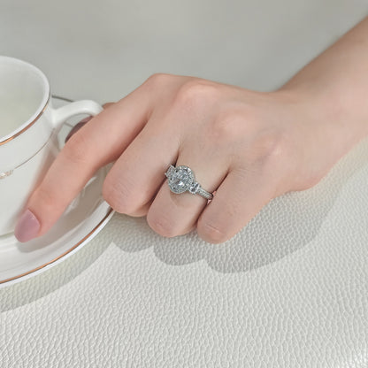 Women's Fashionable Elegant Oval Silver Ring