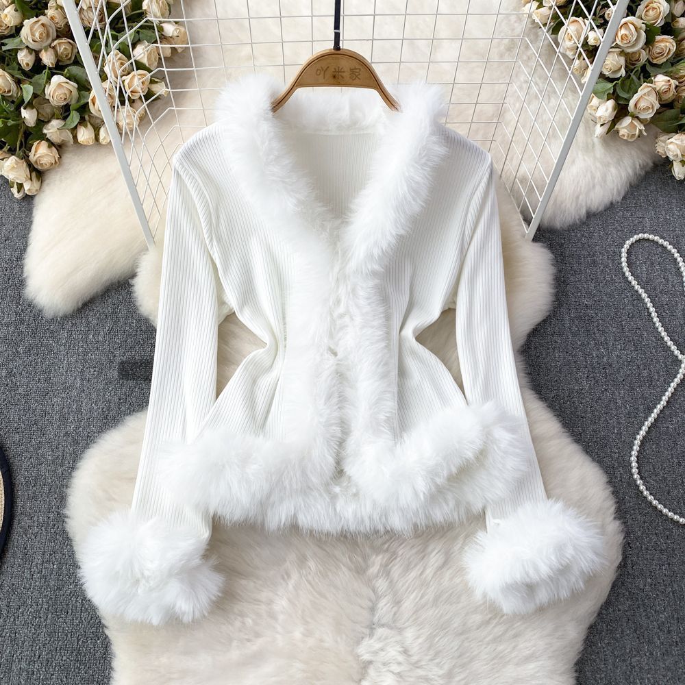 V-neck Stitching Bell Sleeve Slim Slimming And Simple Sweater