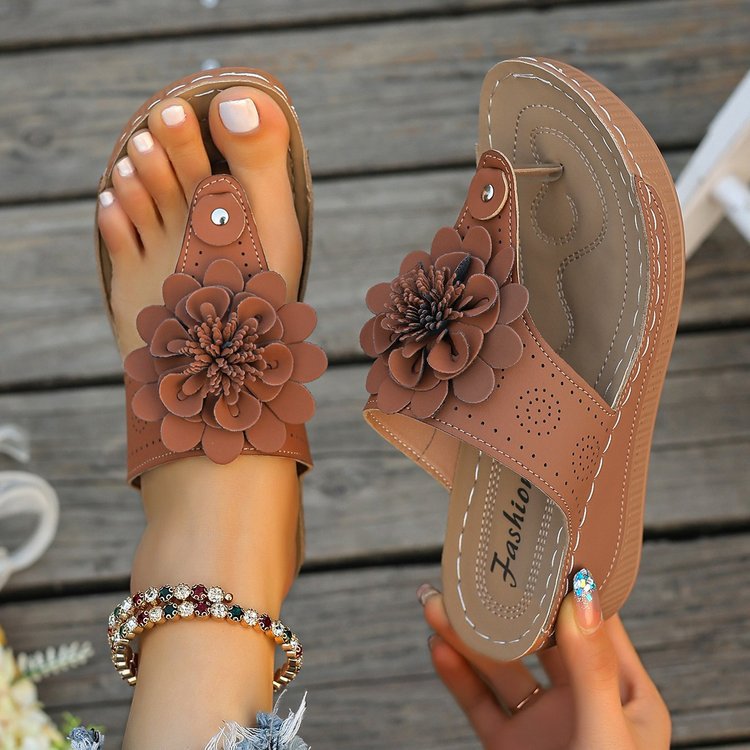 Floral Flip-flops Black