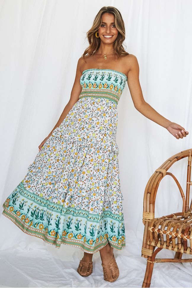 Flower Wrap Breast Flounces Dress